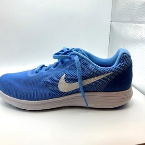 Purple Nike shoes size 10 never worn